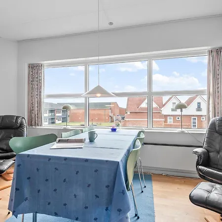 Апартаменты 2 Bedroom Stunning In *