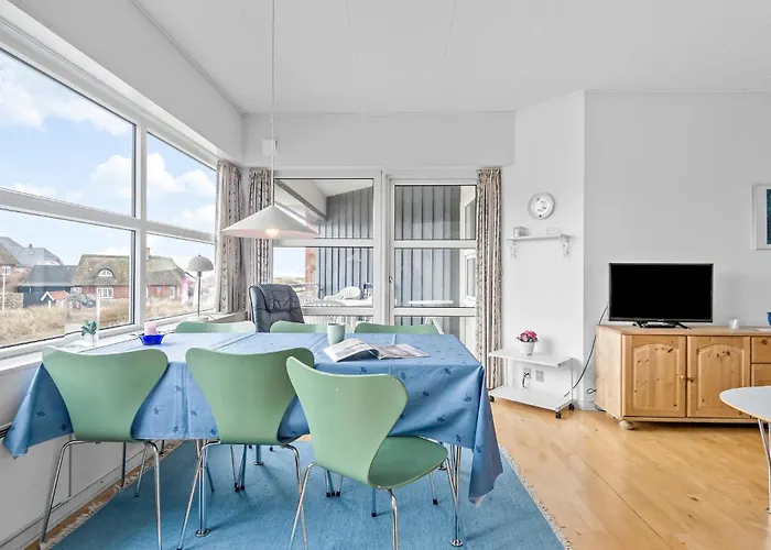 2 Bedroom Stunning In Daire